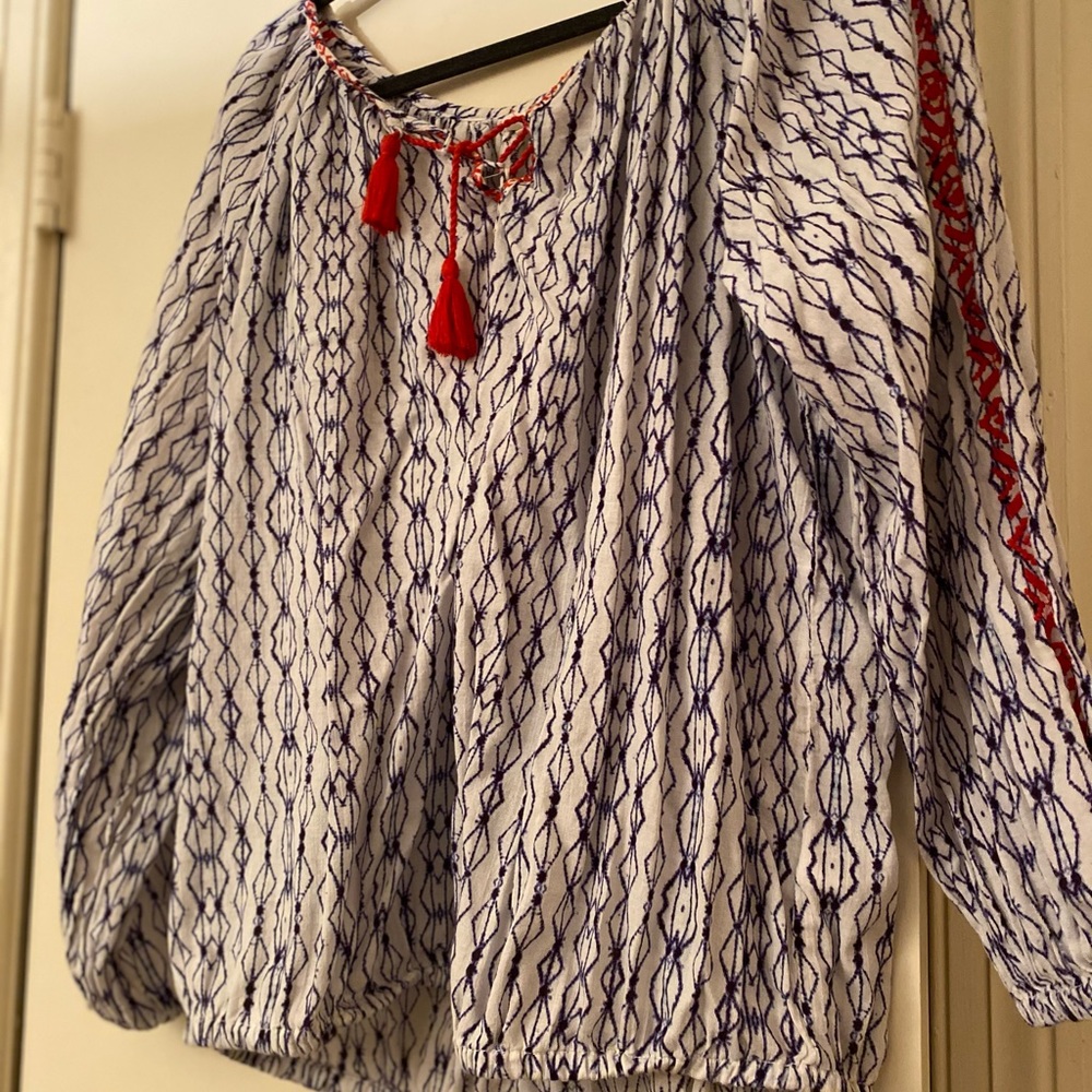 old navy long sleeved blouse